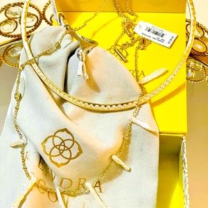 Kendra Scott colección 2022 Pearls Eileen
